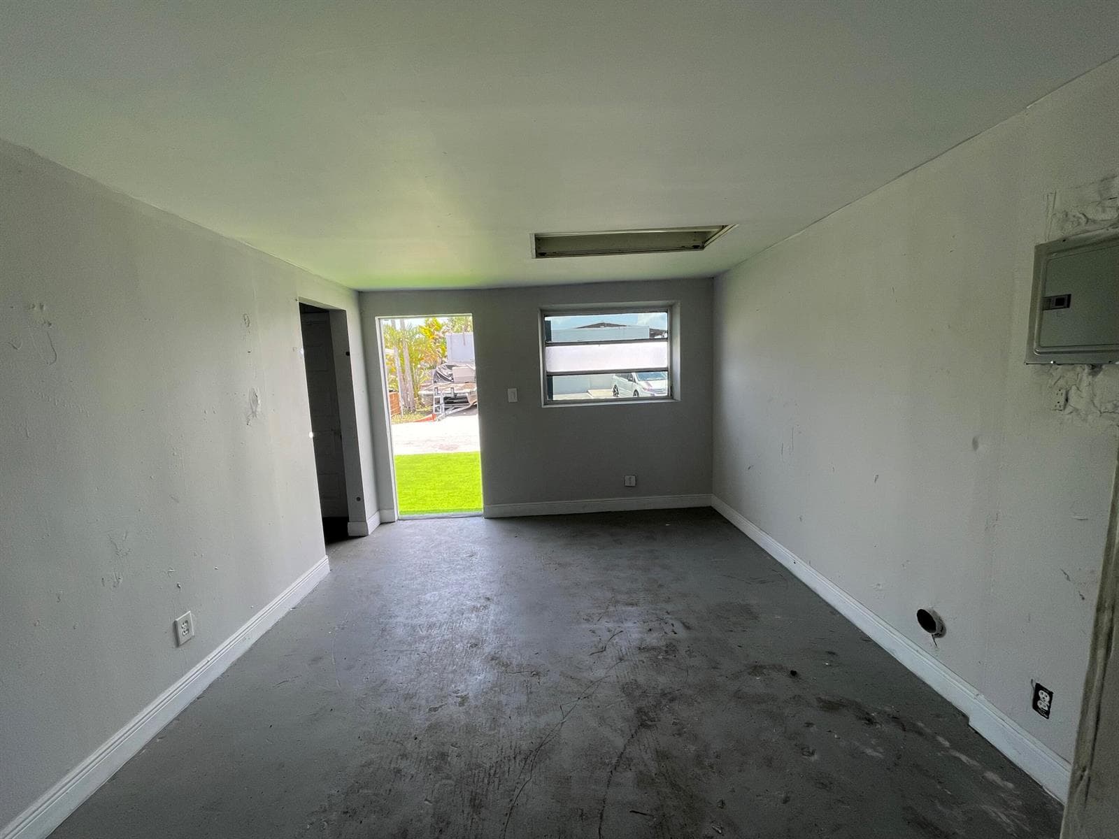 549 NE 34th Street # 11-12-13, Oakland Park FL 33334 photo 5