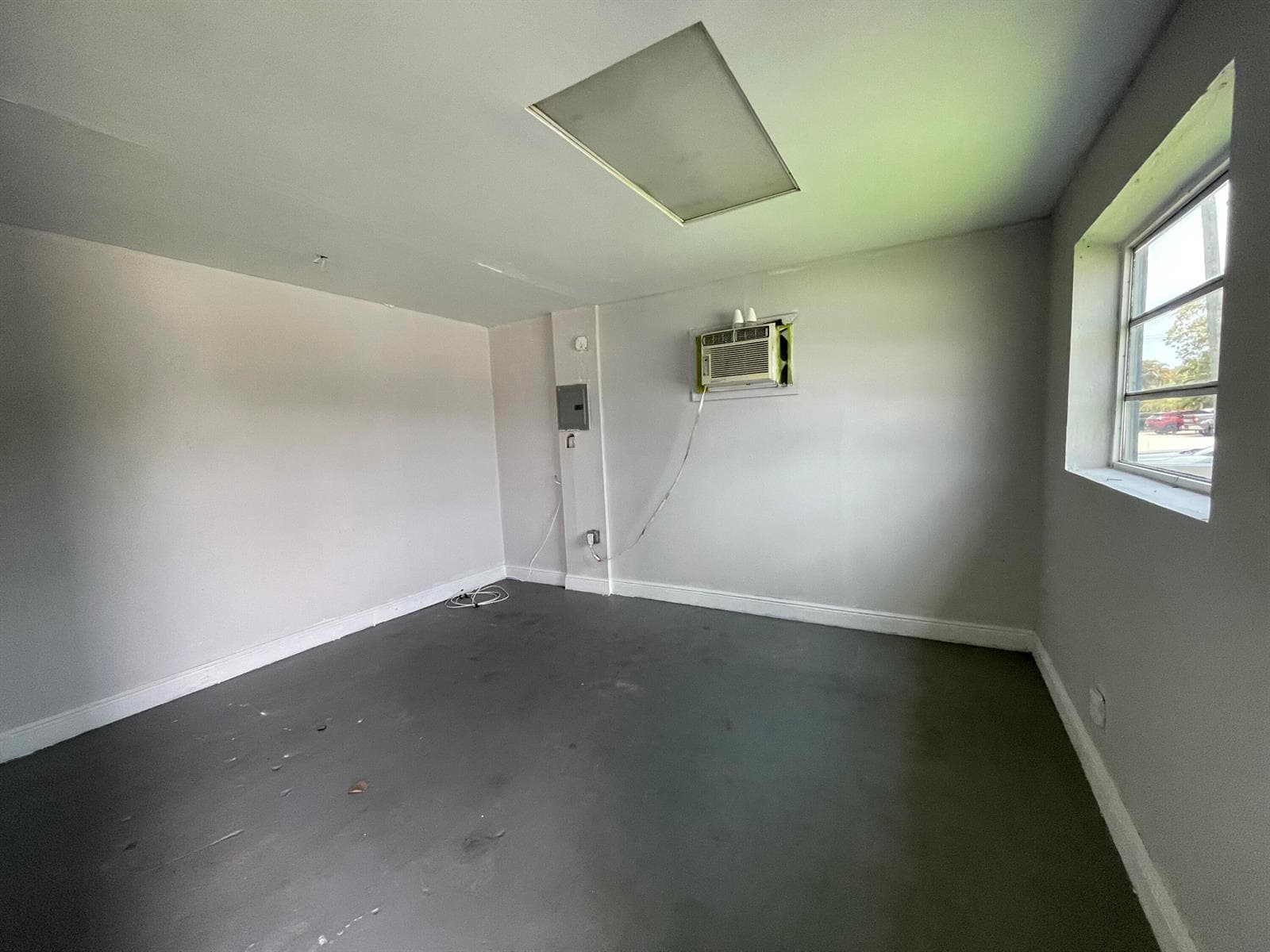 549 NE 34th Street # 11-12-13, Oakland Park FL 33334 photo 4