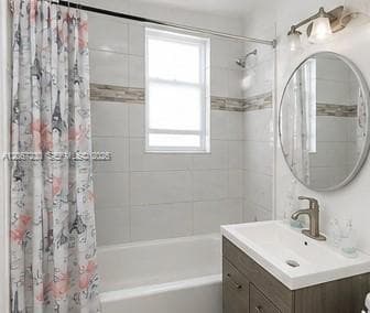 1020 NW 143  Street #Front, Biscayne Gardens FL 33168