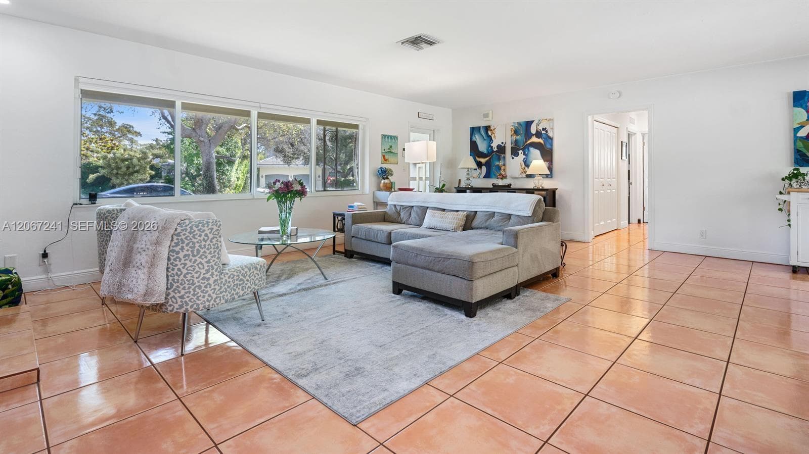 2549 NE 27th Ave, Fort Lauderdale FL 33305 photo 3