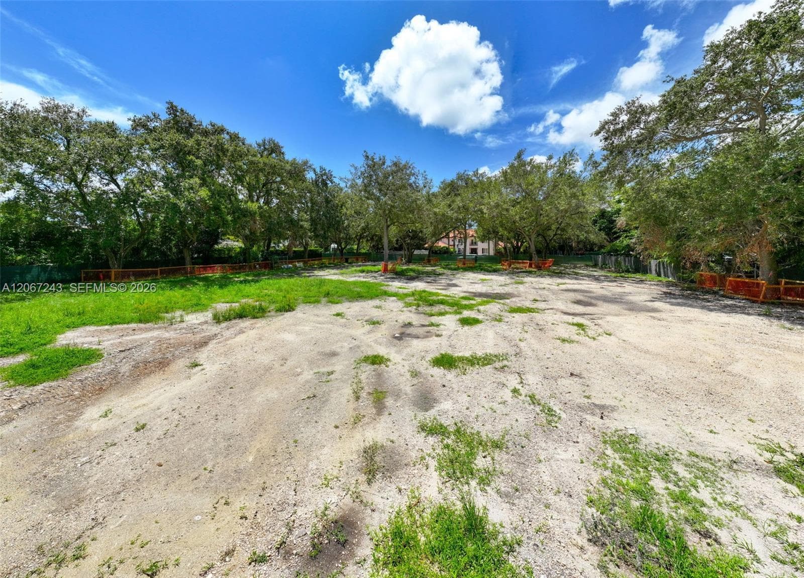 6285 SW 98th St, Pinecrest FL 33156 photo 3