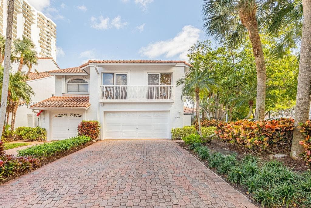 20935 NE 37th Ct, Aventura FL 33180 photo 2