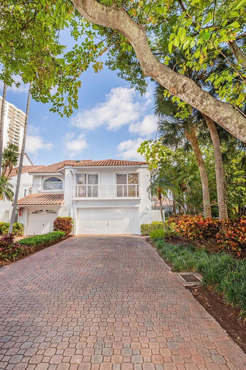 20935 NE 37th Ct, Aventura FL 33180 photo 3