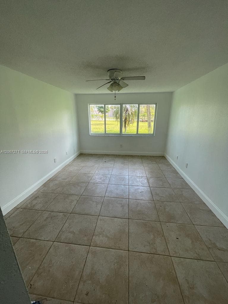 14840 Naranja Lakes Blvd, Homestead FL 33032 photo 2