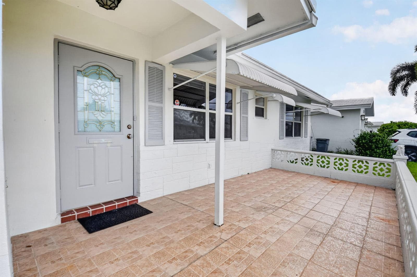 2091 SW 13th Terrace SW, Boynton Beach FL 33426 photo 2