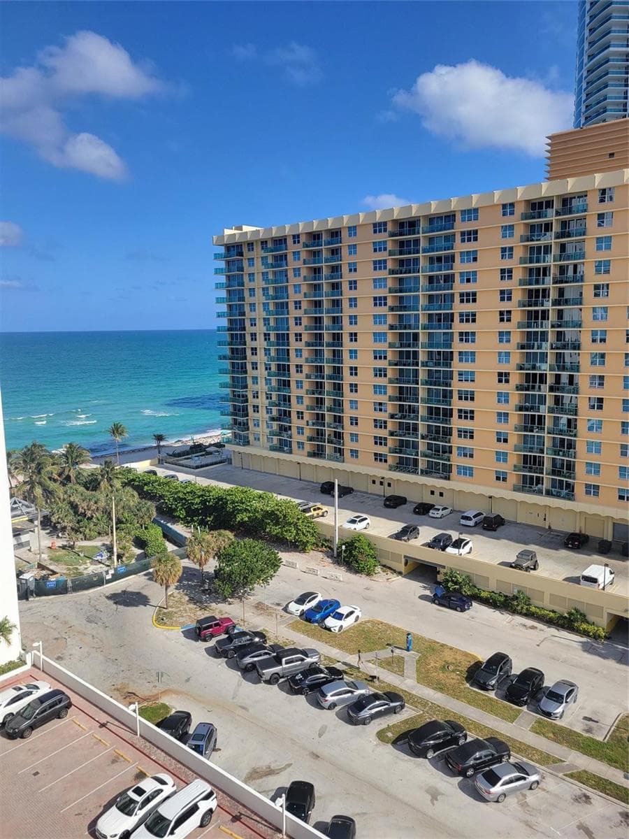 2401 S OCEAN Drive # 1108, Hollywood FL 33019