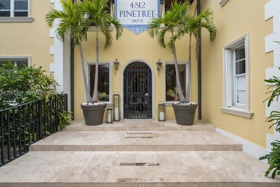 4812 Pine Tree Dr # 206, Miami Beach FL 33140 photo 2