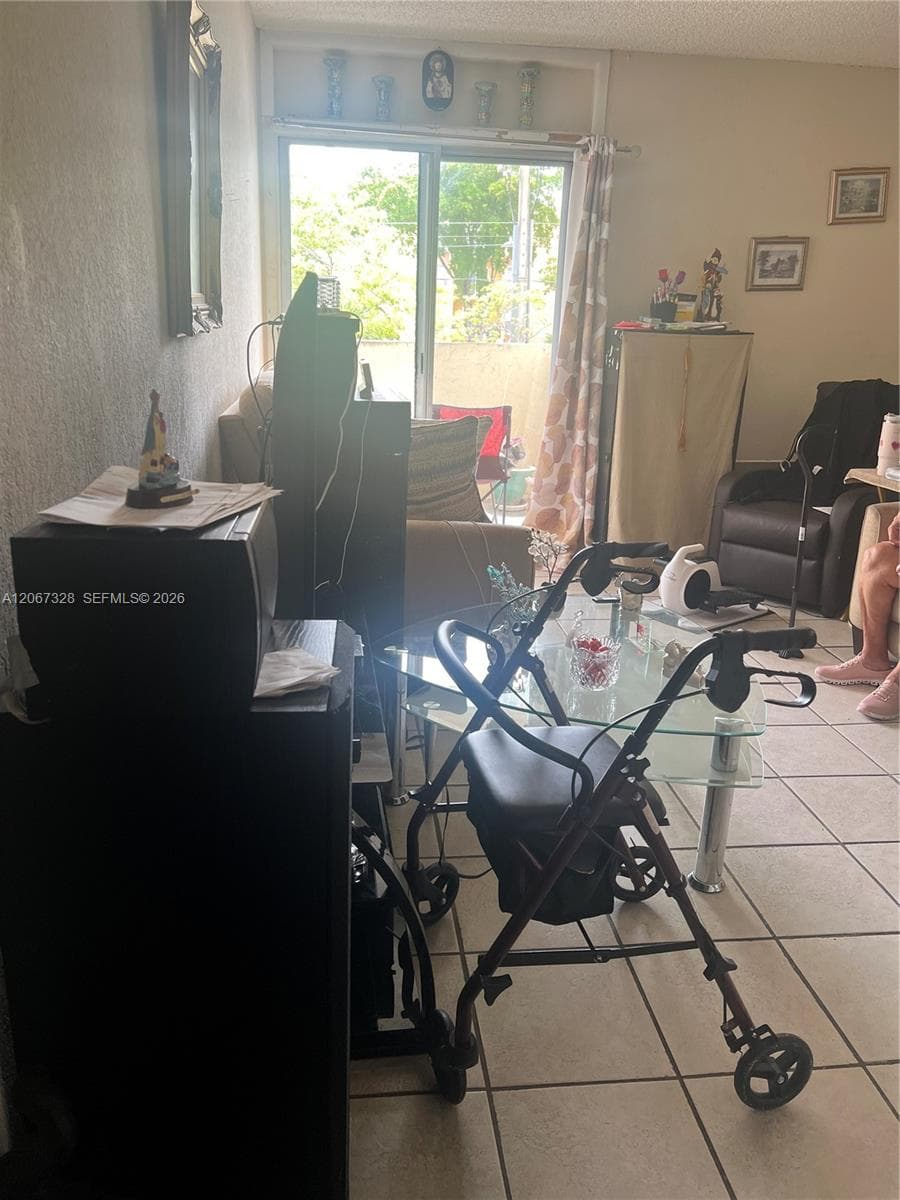 801 NW 47th Ave # 216W, Miami FL 33126 photo 5