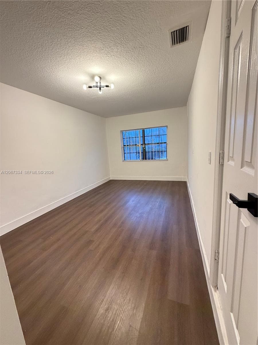 9902 Hammocks Blvd # 102-60, Miami FL 33196 photo 4