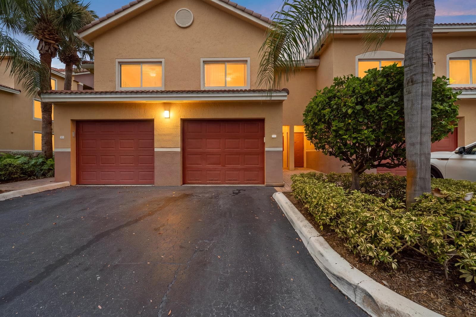 1100 Scotia Drive # 102, Hypoluxo FL 33462