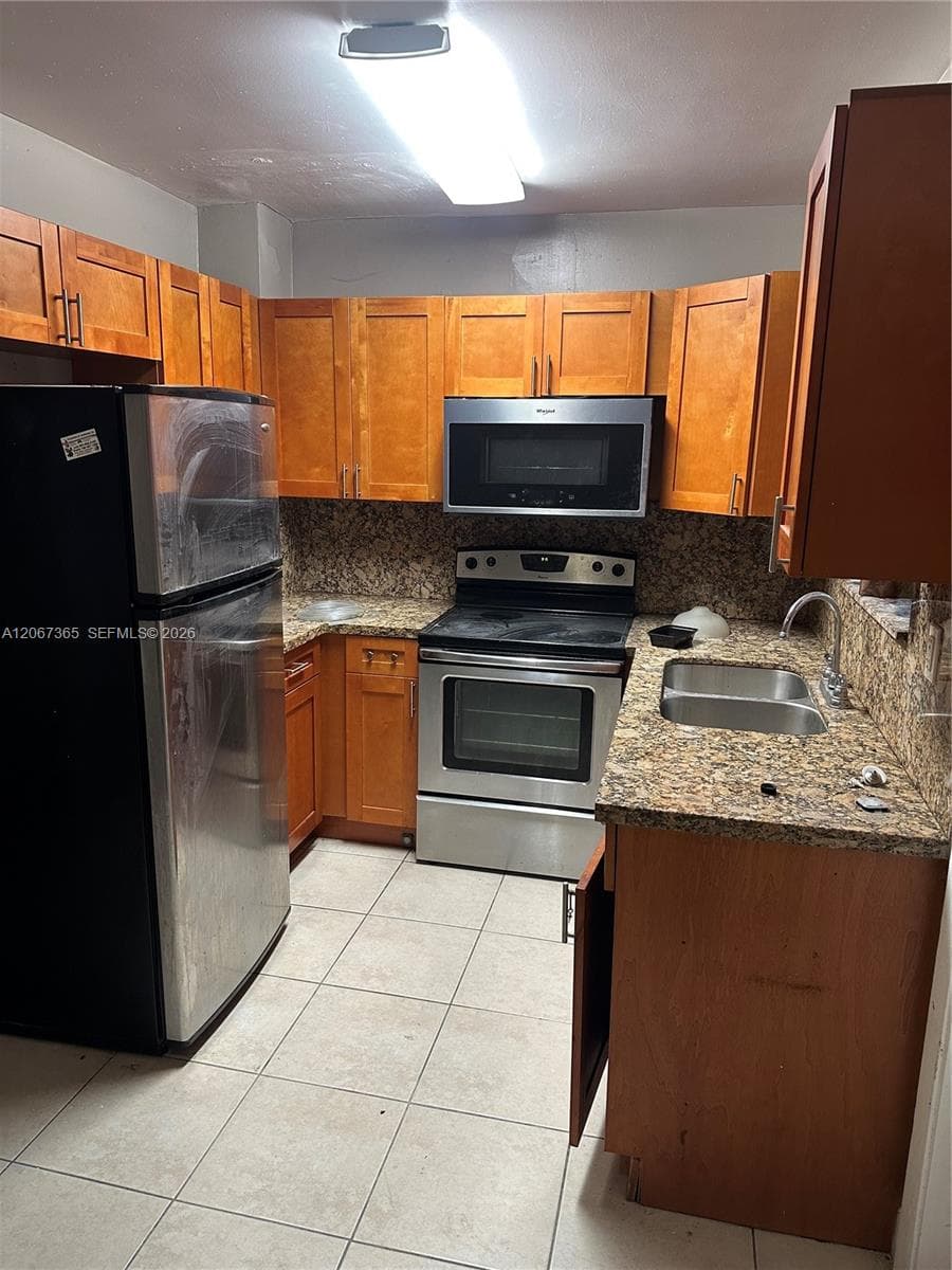 53 NW 169th St # 53, North Miami Beach FL 33169 photo 3