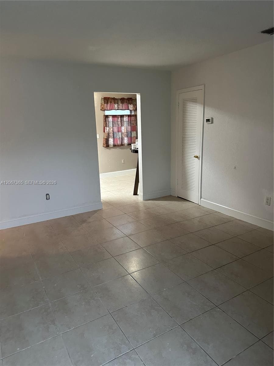 53 NW 169th St # 53, North Miami Beach FL 33169 photo 5