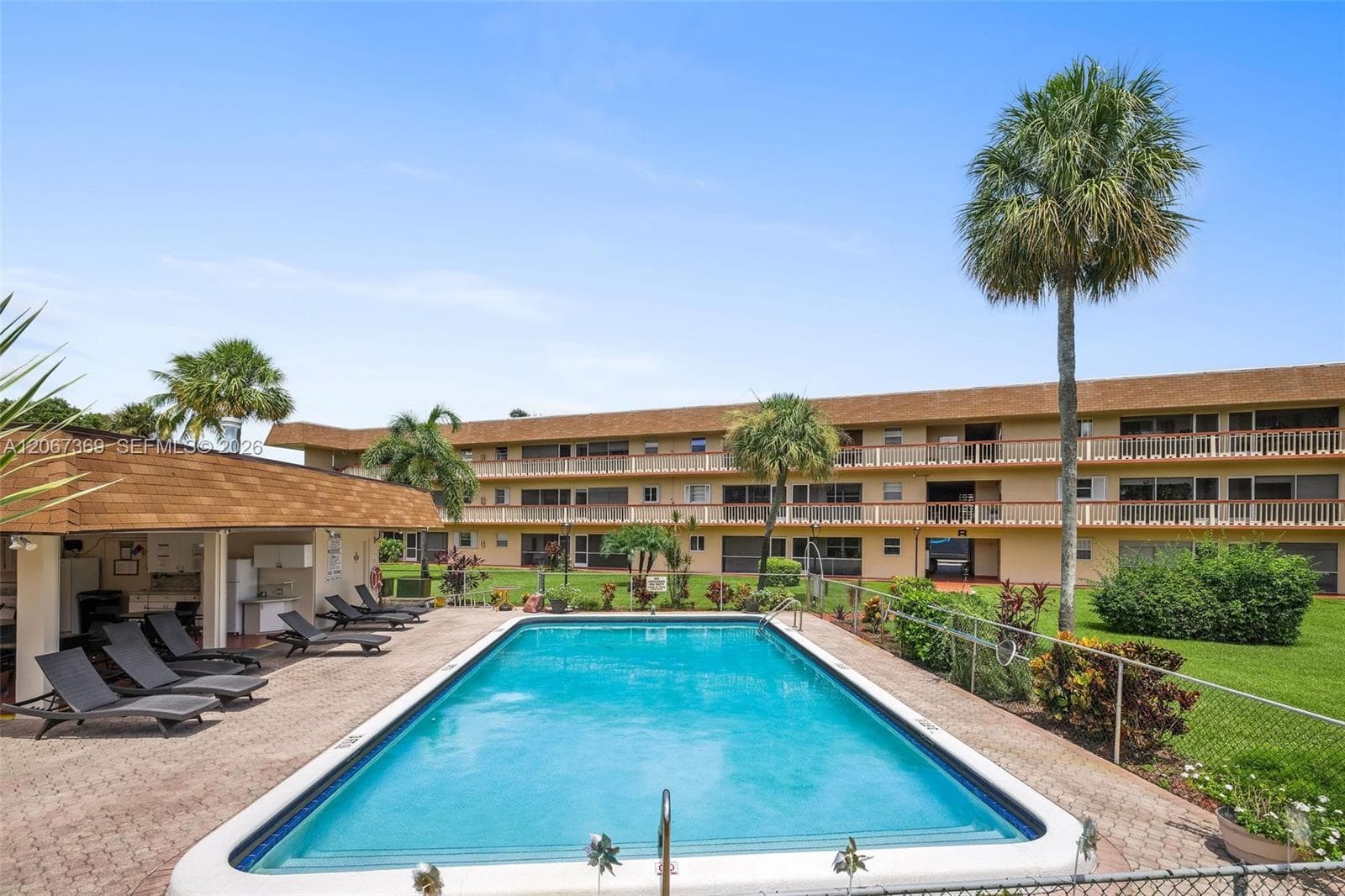 5300 Washington St # T125, Hollywood FL 33021