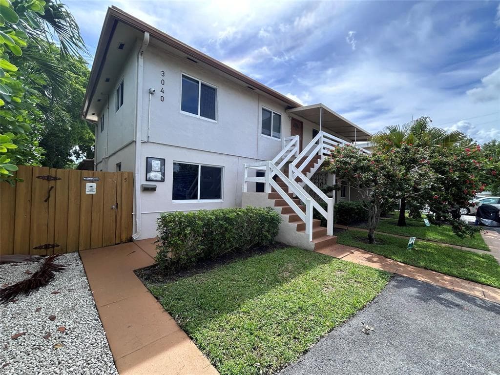 3040 NE 21ST Avenue # 4, Fort Lauderdale, FL 33306 photo 2