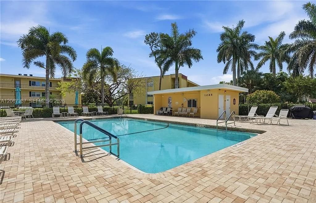 1085 Forest Lakes Dr # 8102, Naples FL 34105 photo 4