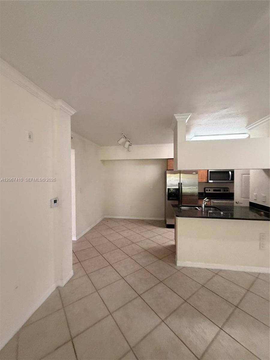 6492 Emerald Dunes Dr # 107, West Palm Beach FL 33411 photo 3