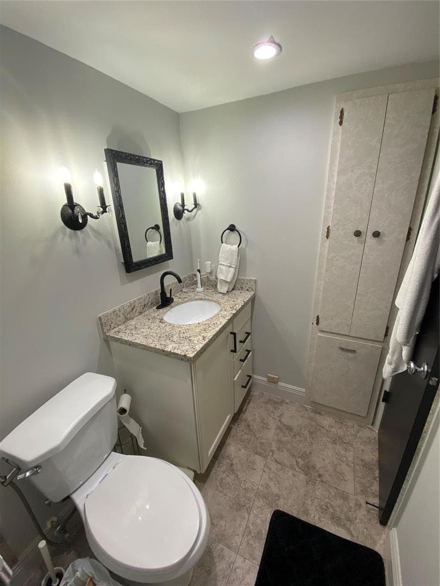 4040 N HILLS Drive # 5, Hollywood FL 33021 photo 5