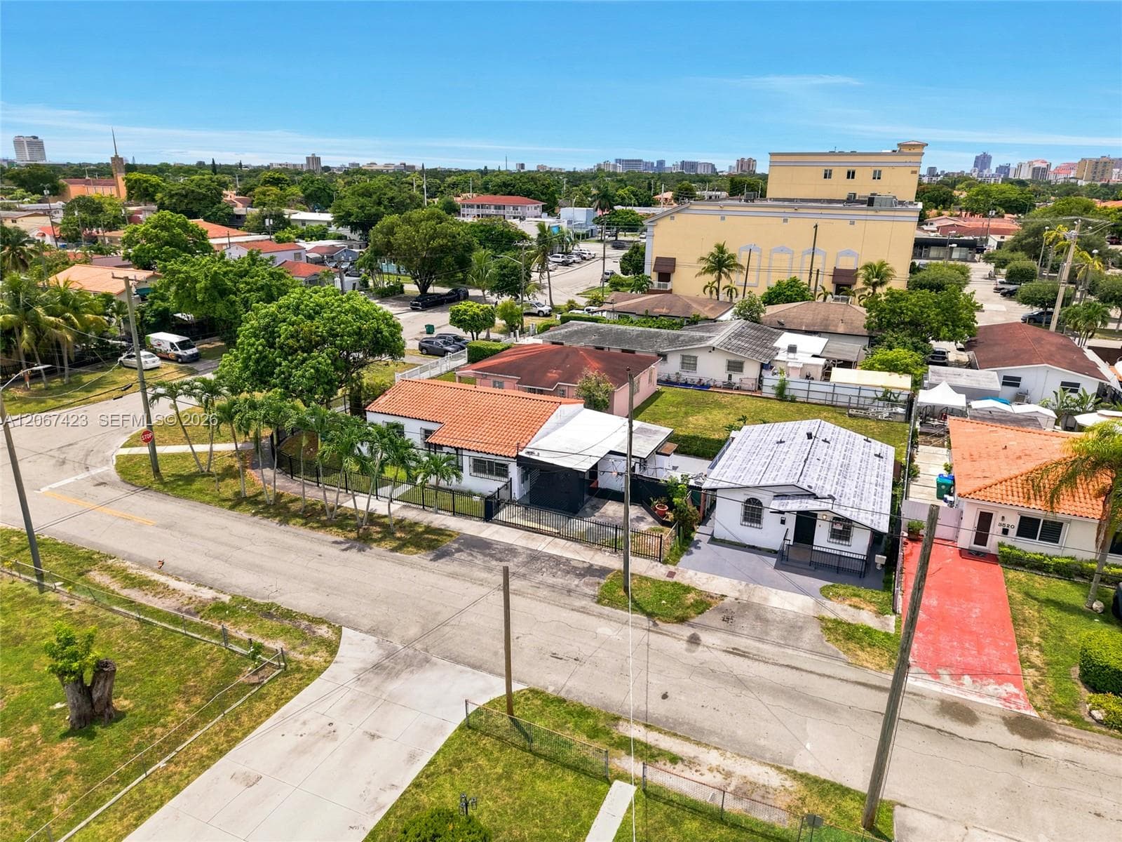 3500 NW 1st St # A, Miami, FL 33125 photo 4