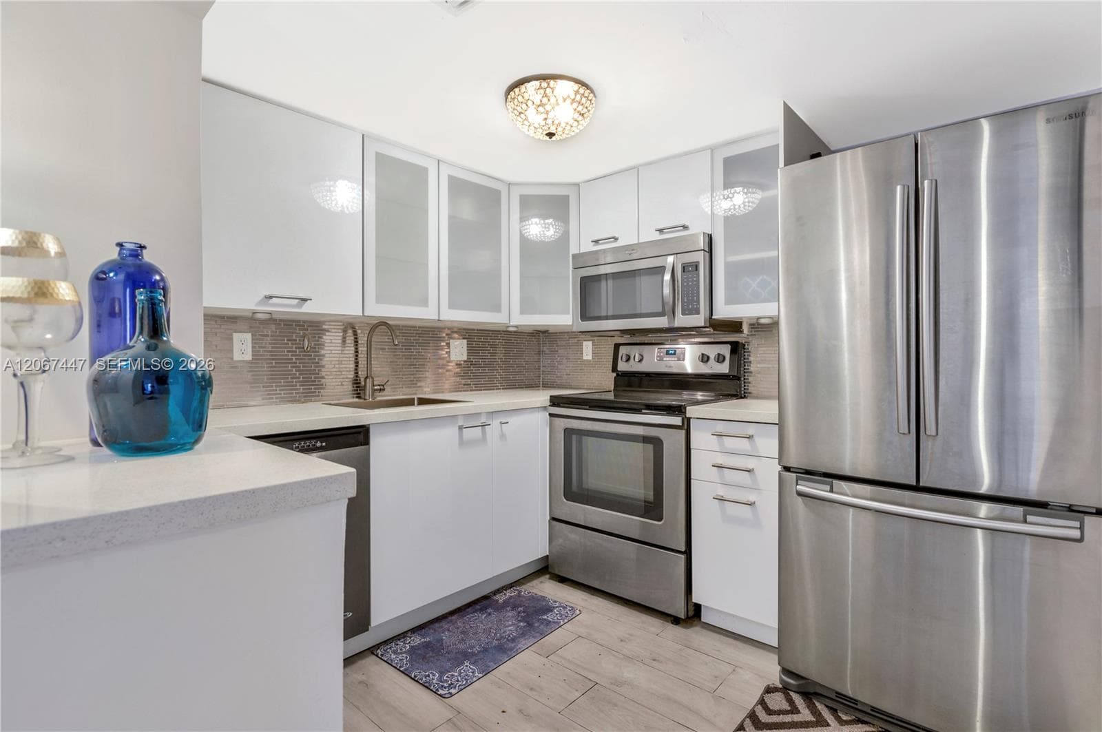 2600 Collins Ave # 204, Miami Beach FL 33140 photo 4