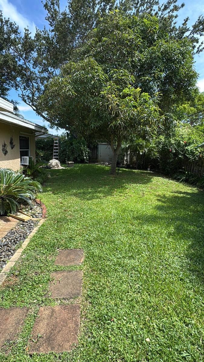 2869 SE 1st Place, Boynton Beach FL 33435 photo 5