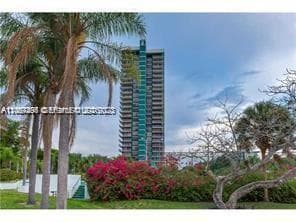 780 NE 69th St # 1406, Miami FL 33138 photo 2