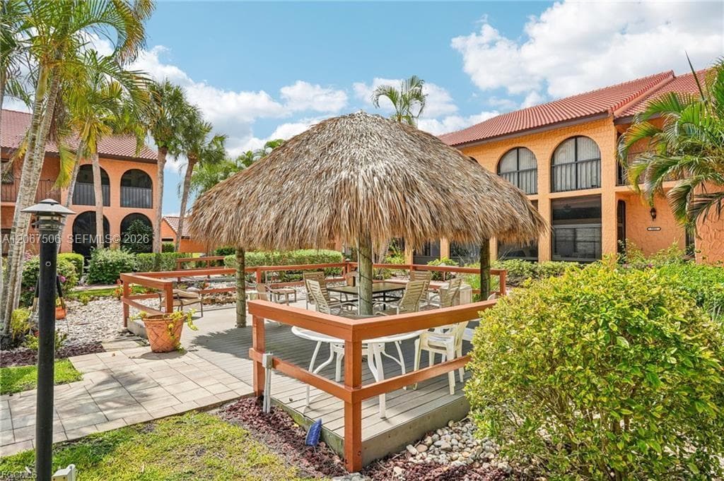 5510 SW 4TH PL # 605, Cape Coral FL 33914 photo 2