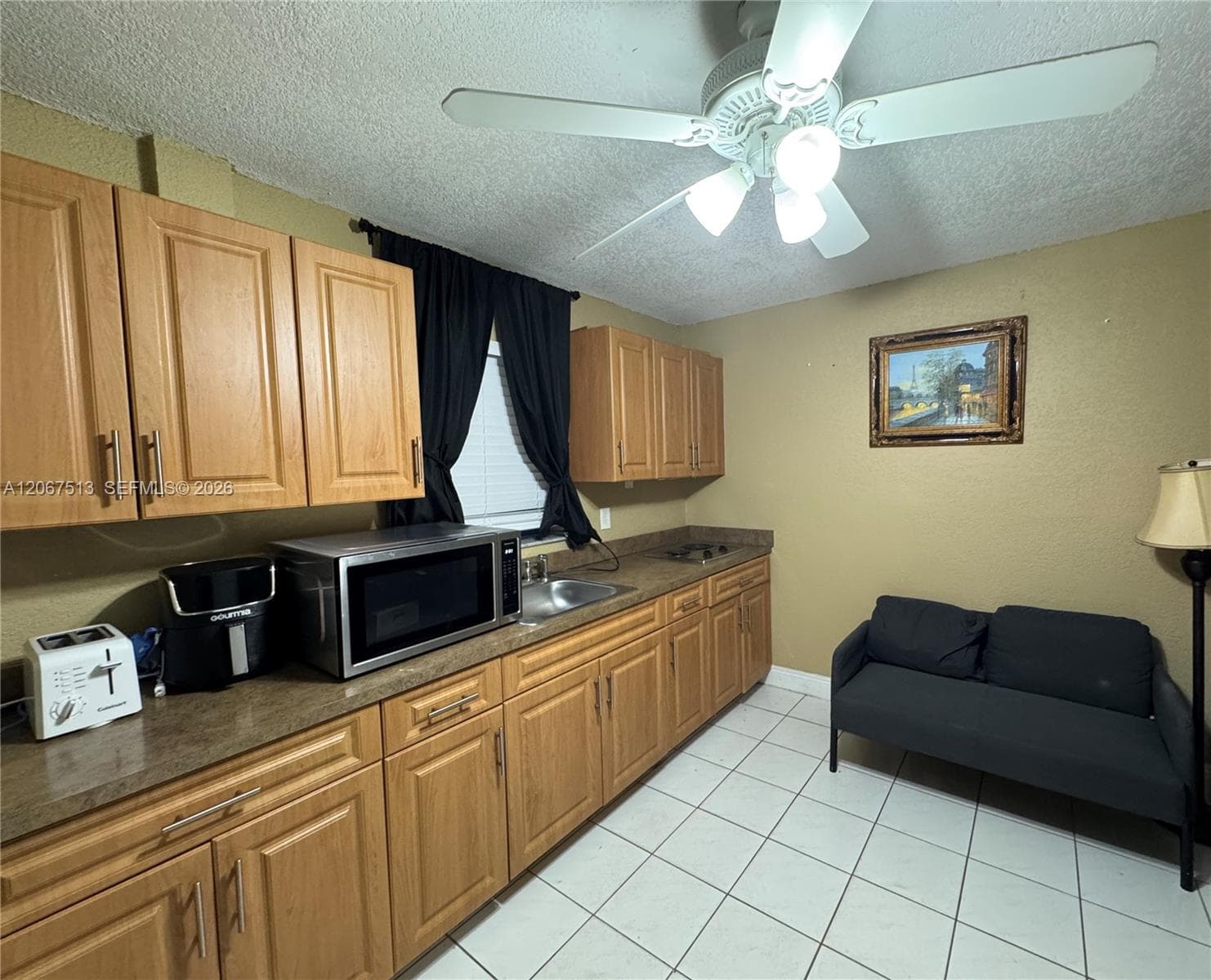 10920 Westwood Lake Dr, Miami FL 33165 photo 2
