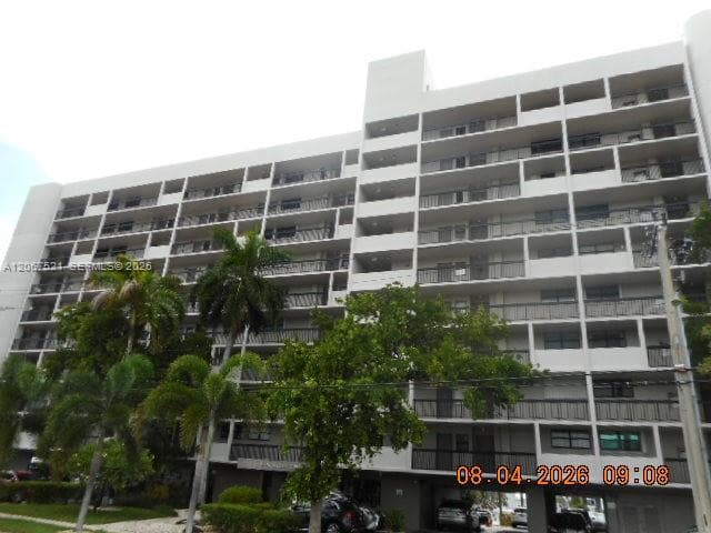 4800 Bayview Dr # 802, Fort Lauderdale FL 33308 photo 2