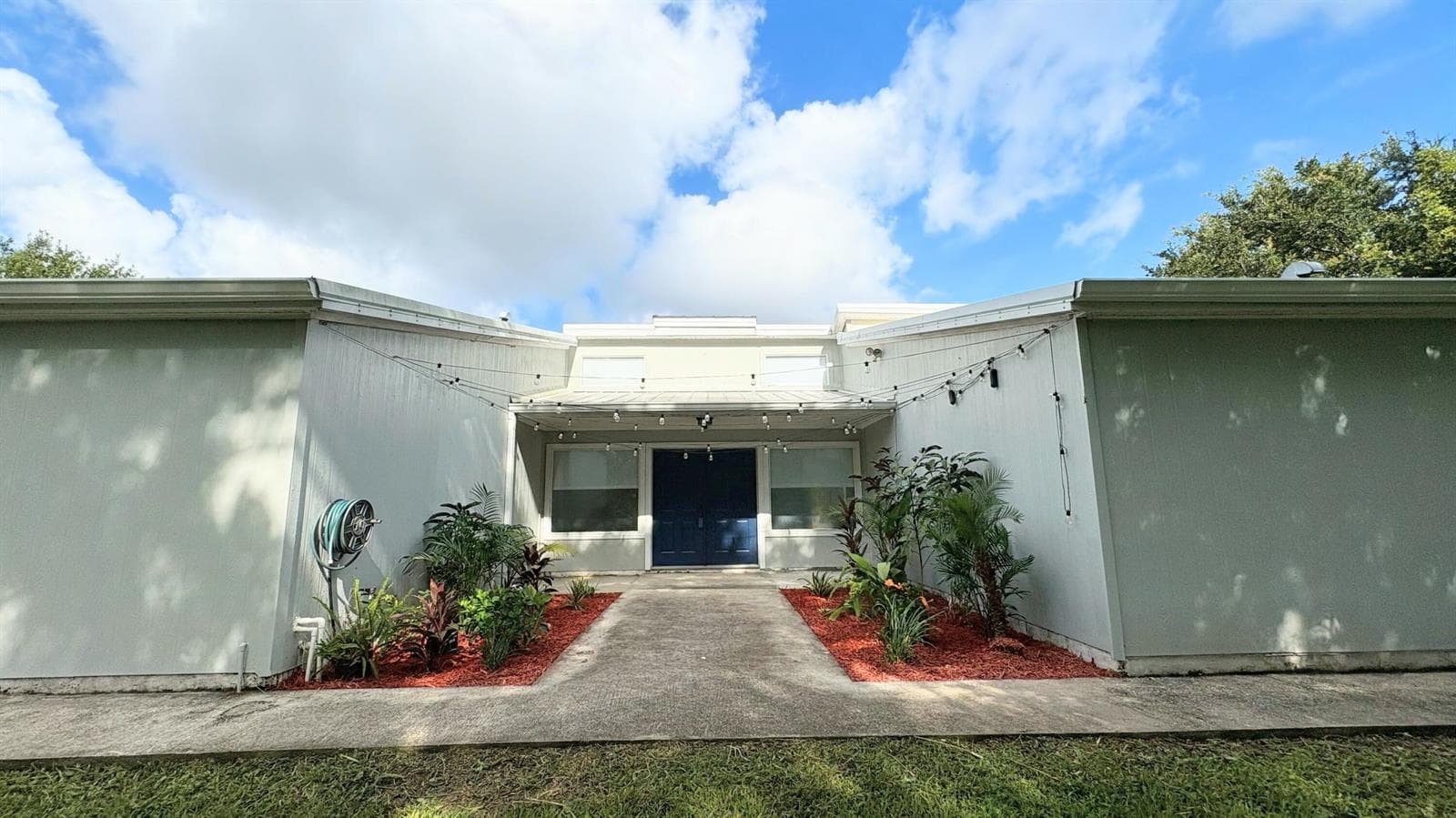 2550 COREY Avenue, Melbourne, FL 32904 photo 2