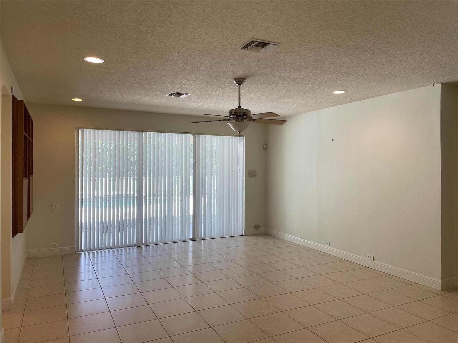 10225 NW 60TH Place, Parkland FL 33076 photo 4