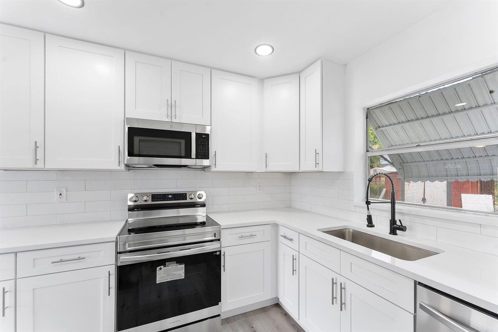 316 NW 6th Court, Deerfield Beach FL 33441 photo 5