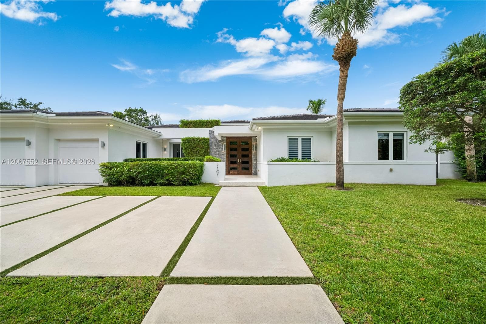 7101 SW 60th St, Miami FL 33143 photo 2