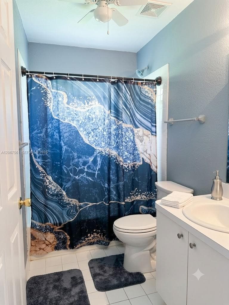 221 NE 35th St, Oakland Park FL 33334 photo 5