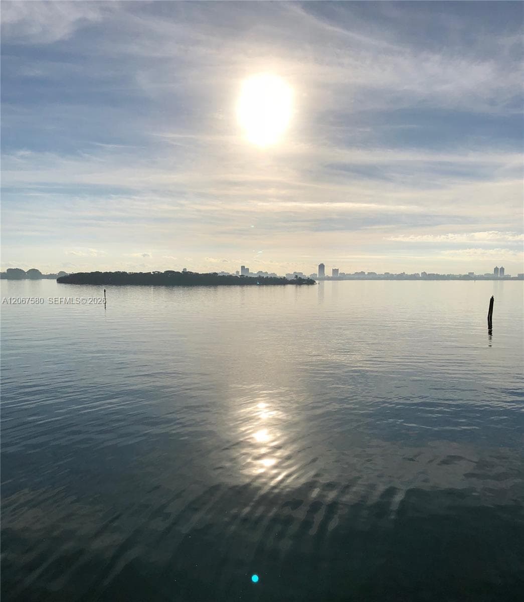 11111 Biscayne Blvd # 2B, Miami, FL 33181 photo 4