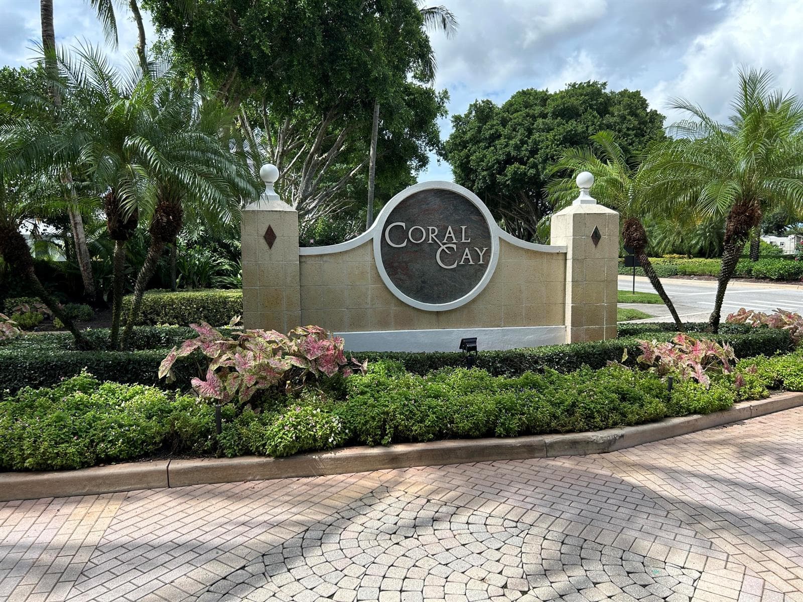 152 CORAL CAY Drive, Palm Beach Gardens FL 33418 photo 3
