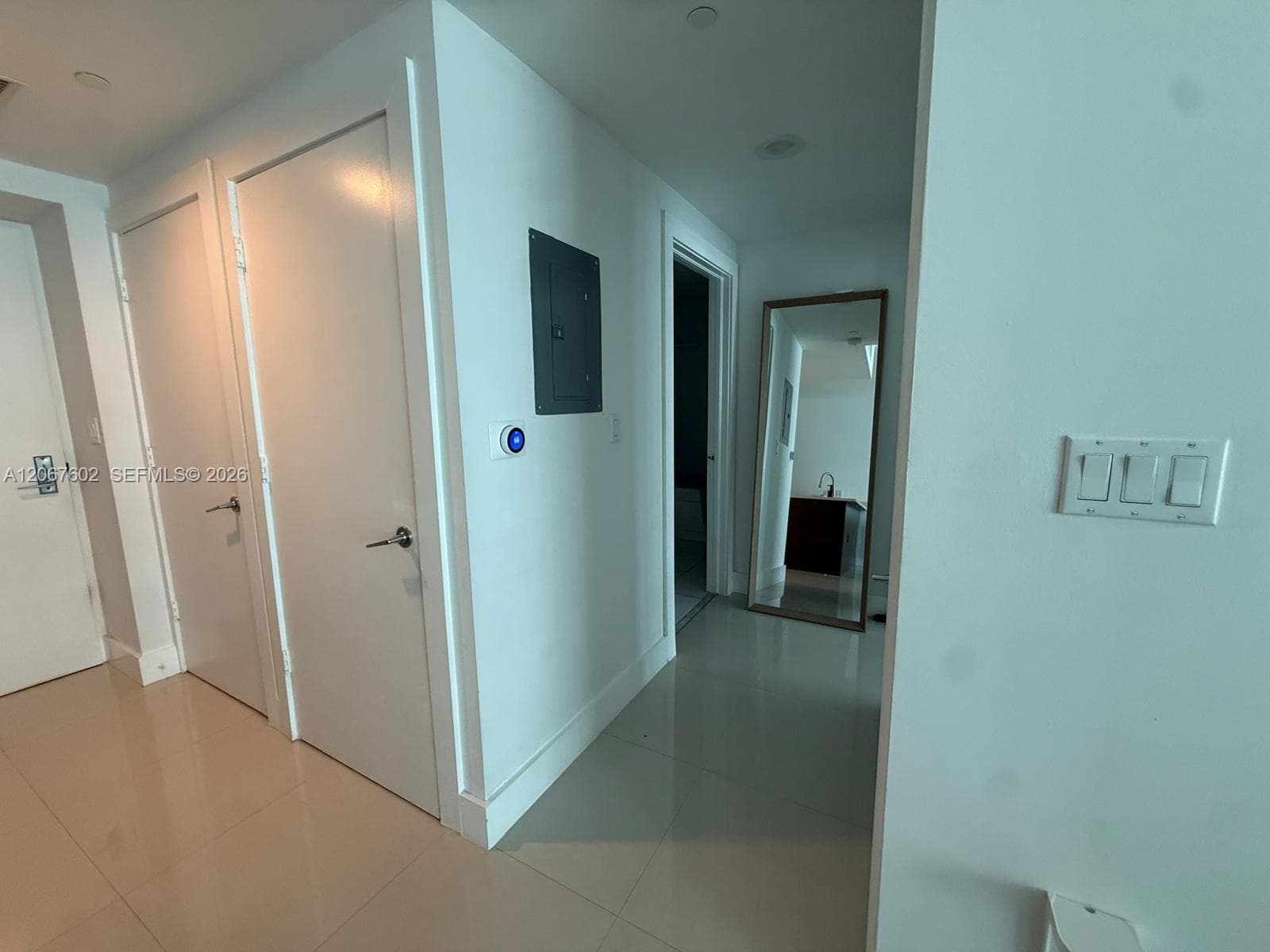 500 Brickell Ave # 2706, Miami, FL 33131 photo 5