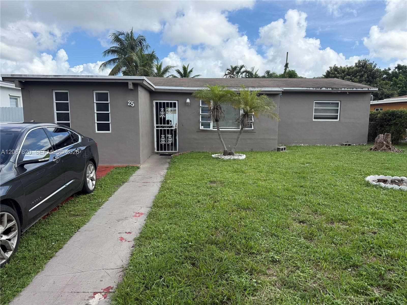 25 NE 169th St, North Miami Beach FL 33162