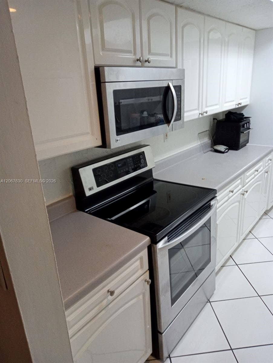 2700 Riverside Dr # B, Coral Springs FL 33065 photo 3