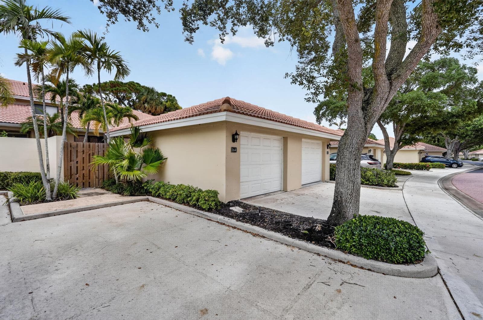 164 Old Meadow Way, Palm Beach Gardens FL 33418 photo 3