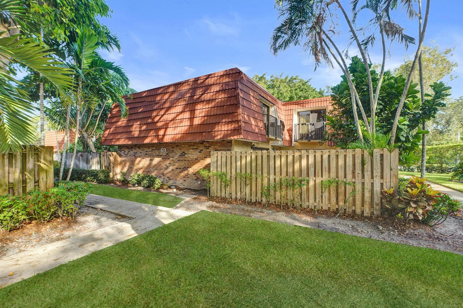 736 NW 98TH Circle, Plantation FL 33324 photo 4