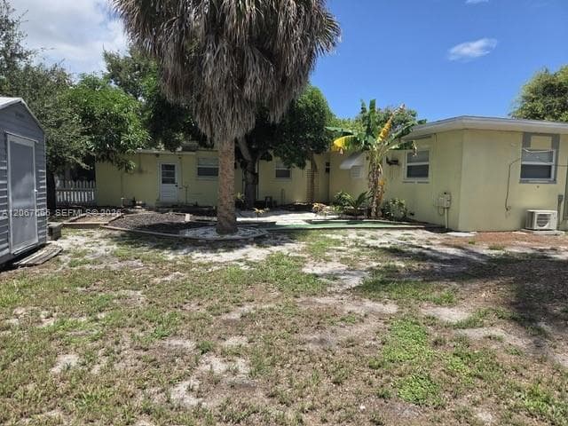 505 SW South Carolina Dr # 505, Stuart FL 34994 photo 5