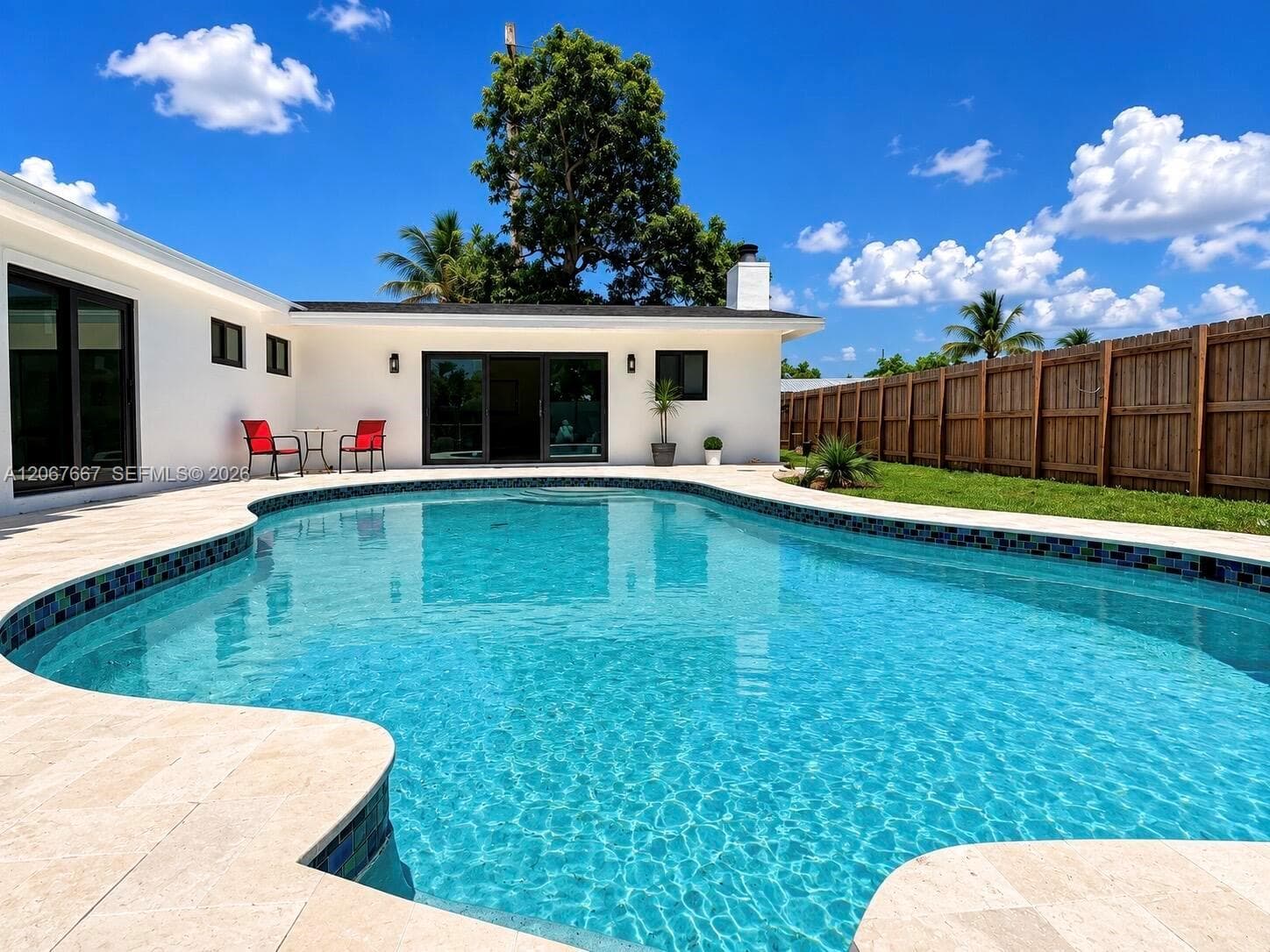 3431 NE 8th Ave, Oakland Park FL 33334 photo 2