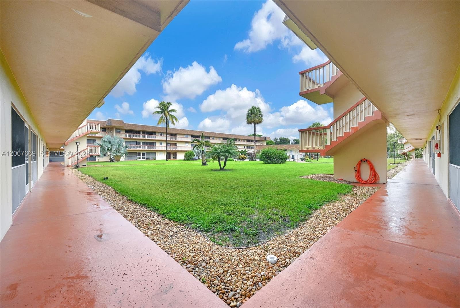 5300 Washington St # R110, Hollywood FL 33021