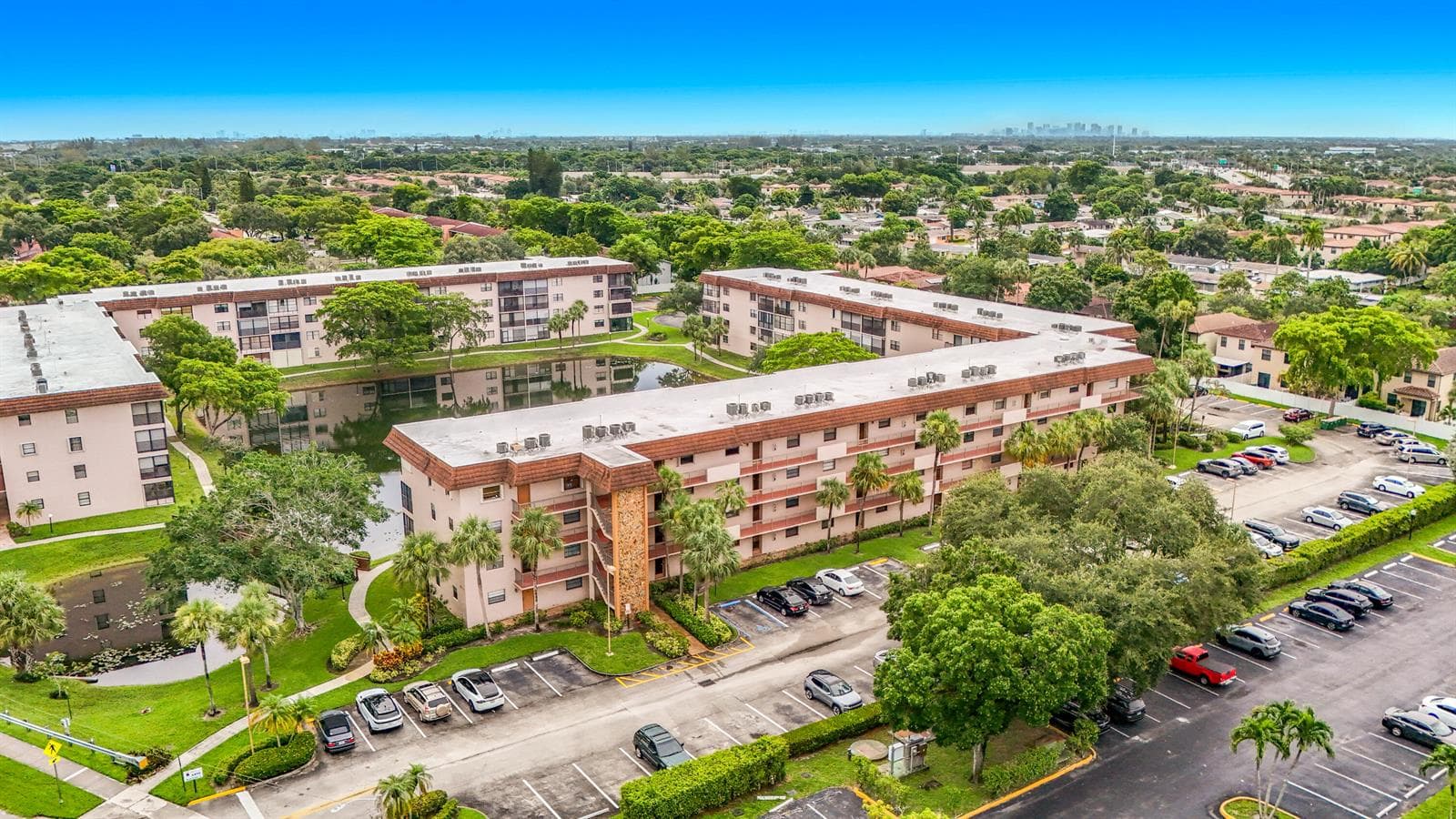 4970 E Sabal Palm Boulevard # 412, Tamarac FL 33319 photo 3
