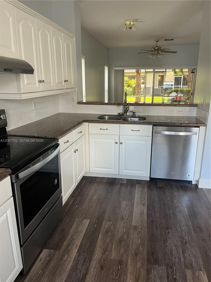 362 SW 122nd Ave # 362, Pembroke Pines FL 33025 photo 2