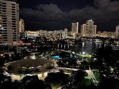 600 Three Islands Blvd # 1113, Hallandale Beach FL 33009 photo 3