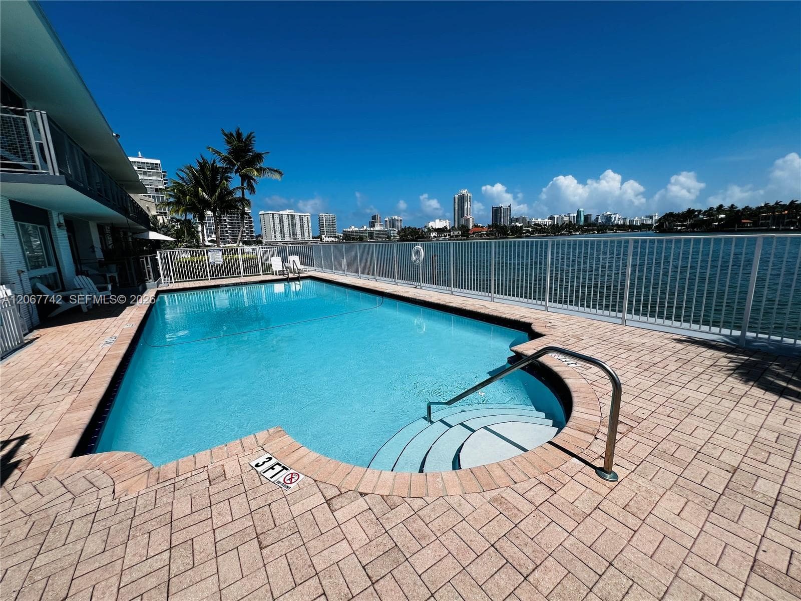 946 Bay Dr # 12, Miami Beach FL 33141 photo 2
