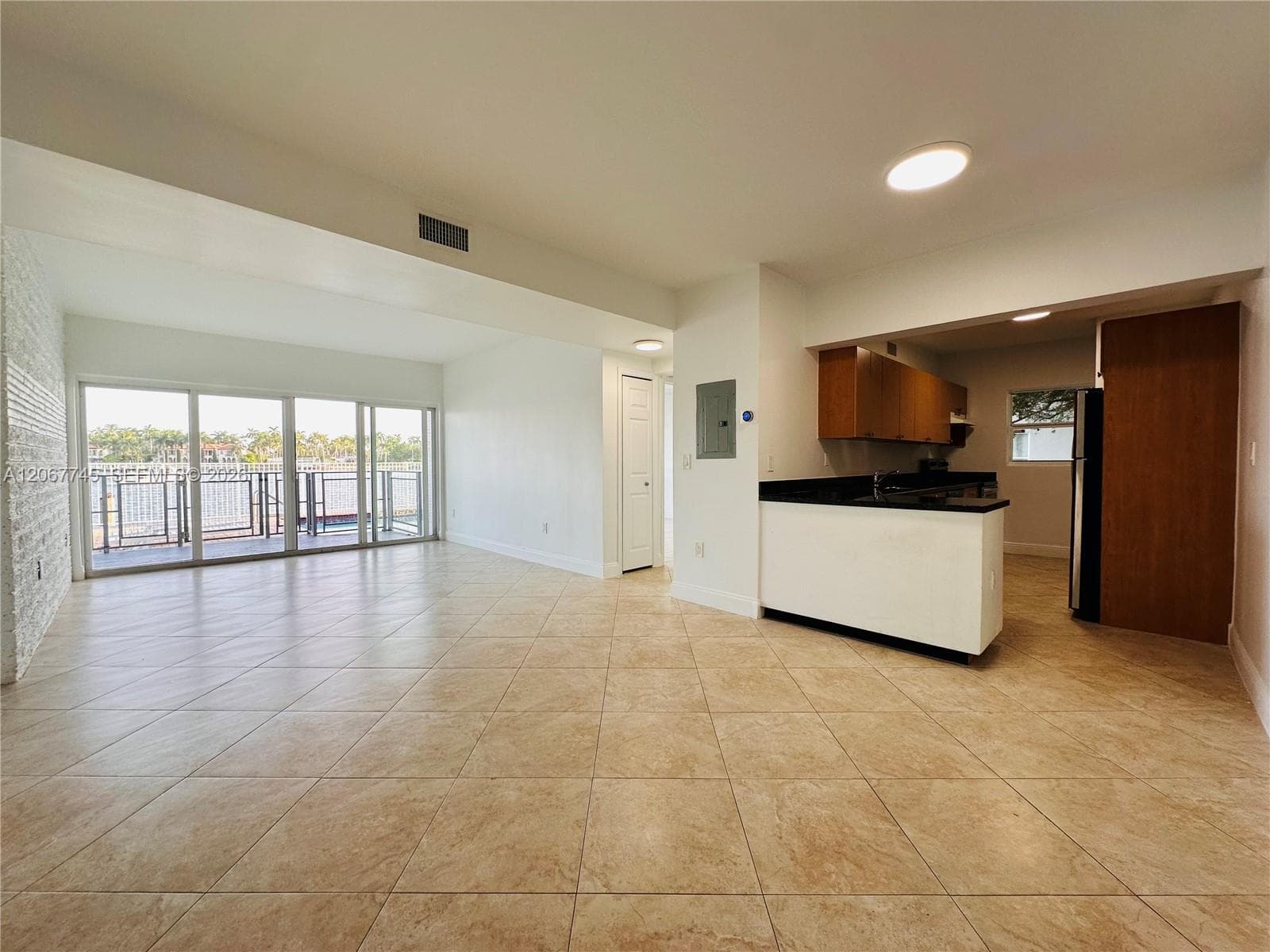 946 Bay Dr # 7, Miami Beach FL 33141 photo 5