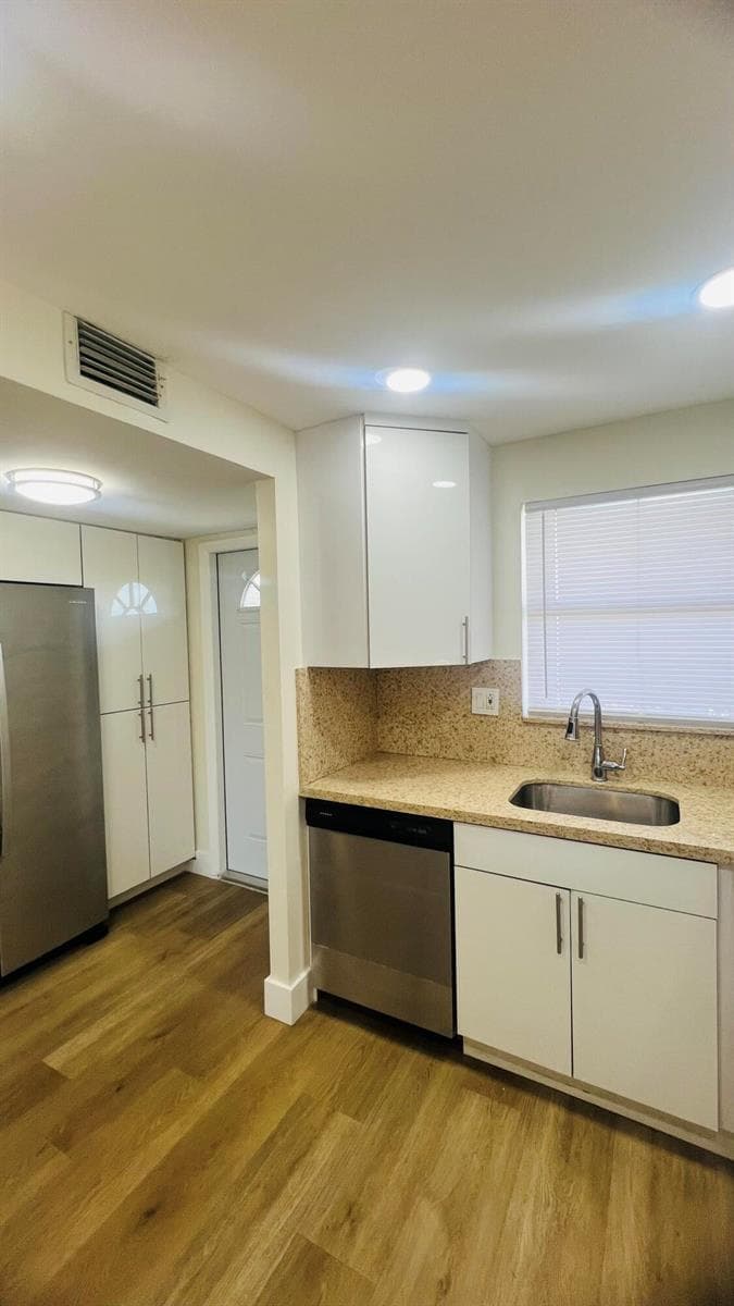 8345 SUNRISE LAKES Boulevard # 304, Sunrise FL 33322 photo 5