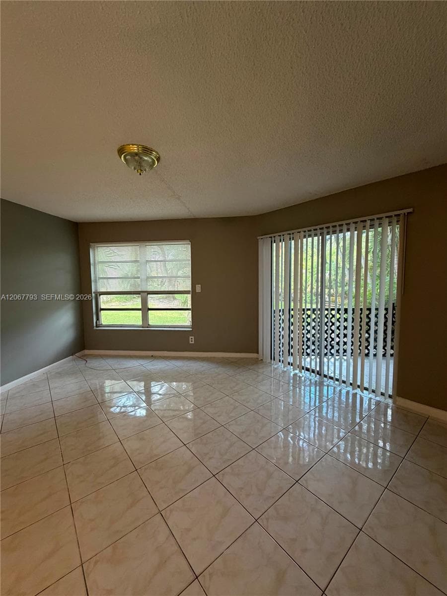 3100 Riverside Dr # 104, Coral Springs FL 33065 photo 2